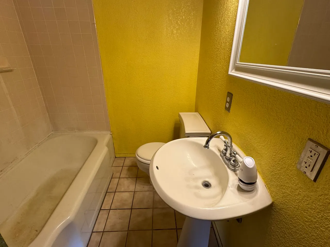 Photo 8 — 108 SE 10th Street, Plainview, TX 79072