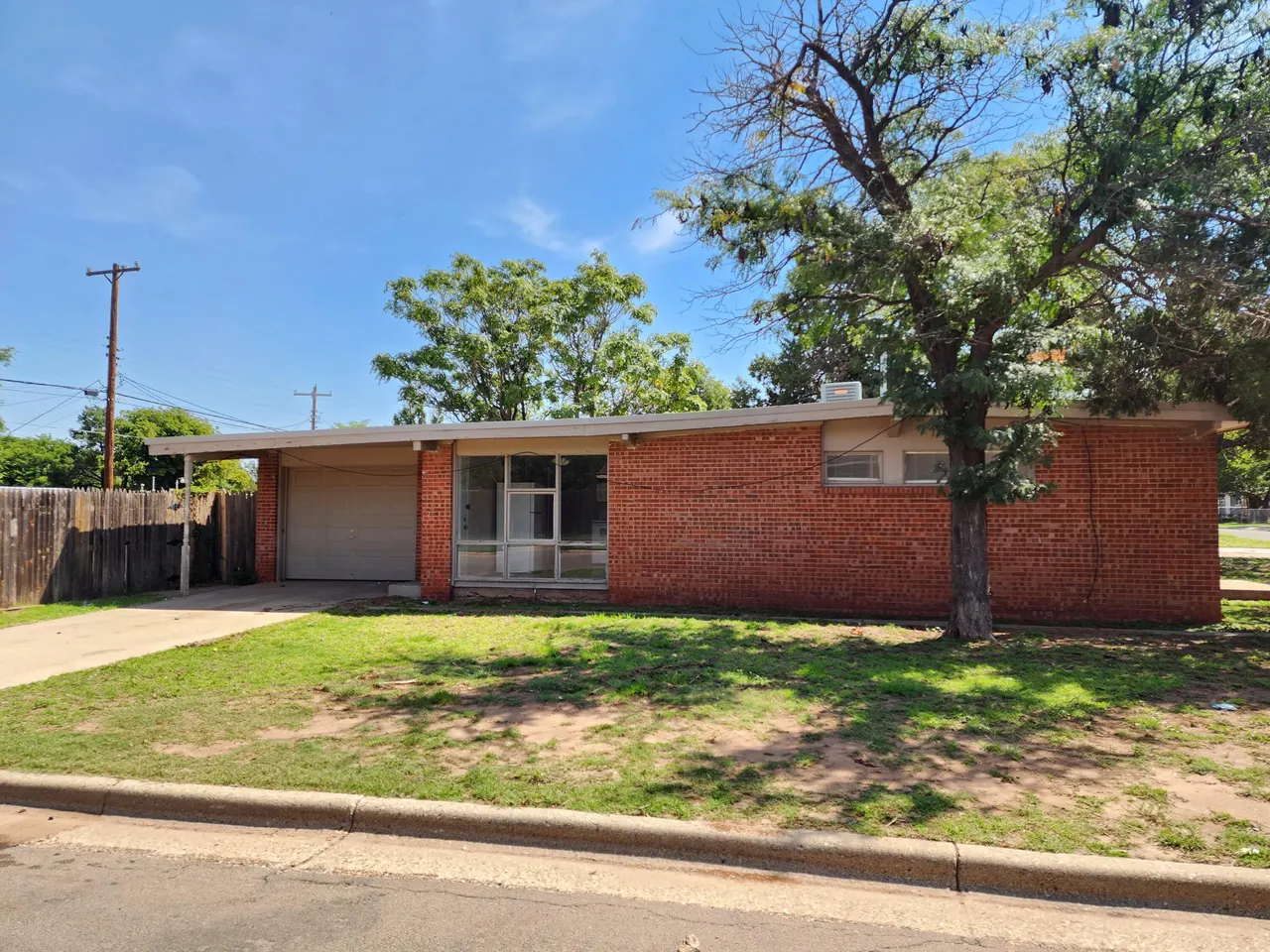 Photo 32 — 2320 48th Street, Lubbock, TX 79412