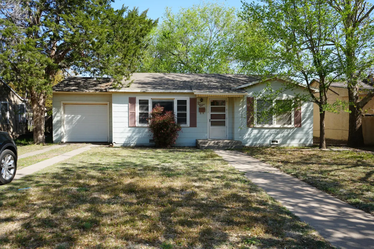 Front exterior — 4008 32nd Street, Lubbock, TX 79410
