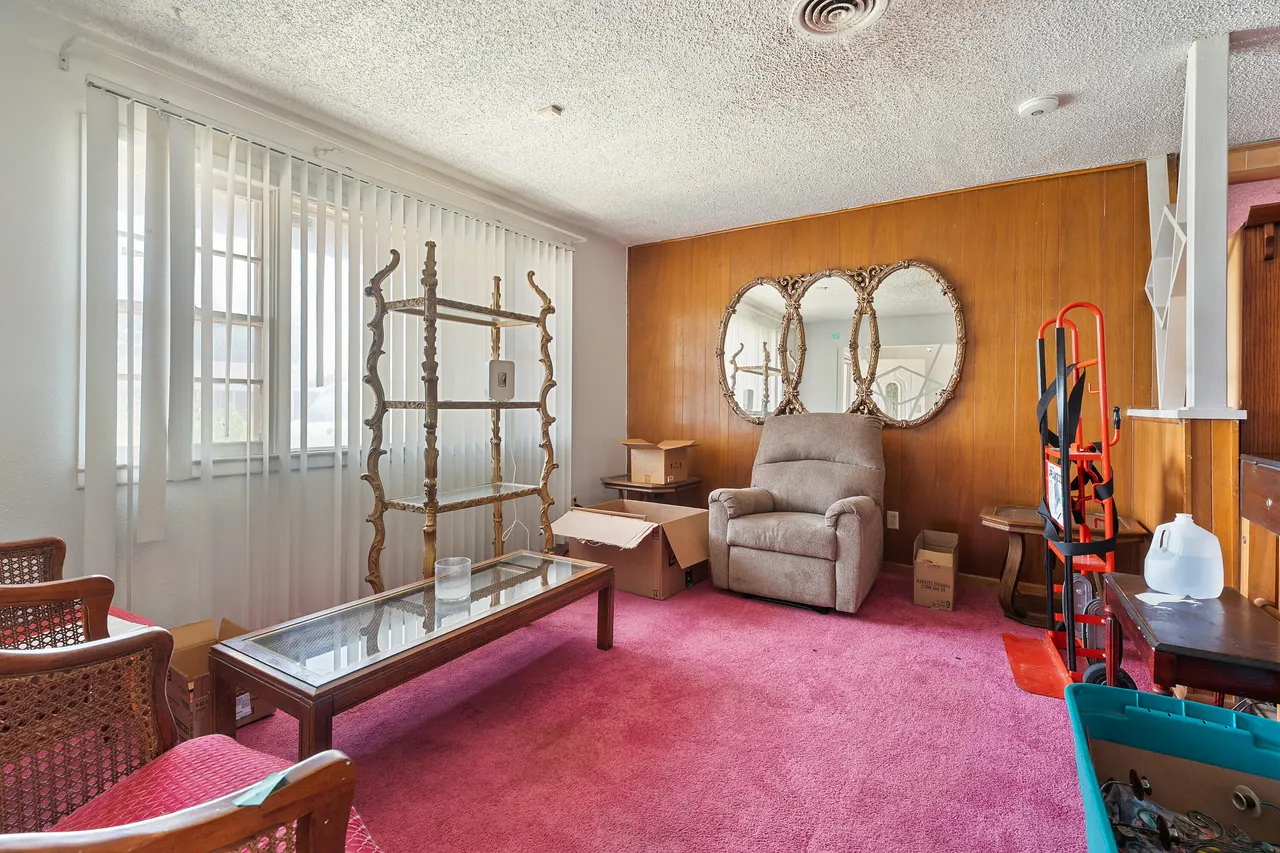 Photo 3 — 1509 E 1st Place, Lubbock, TX 79403