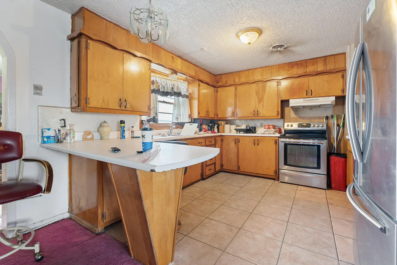 Photo 4 — 1509 E 1st Place, Lubbock, TX 79403