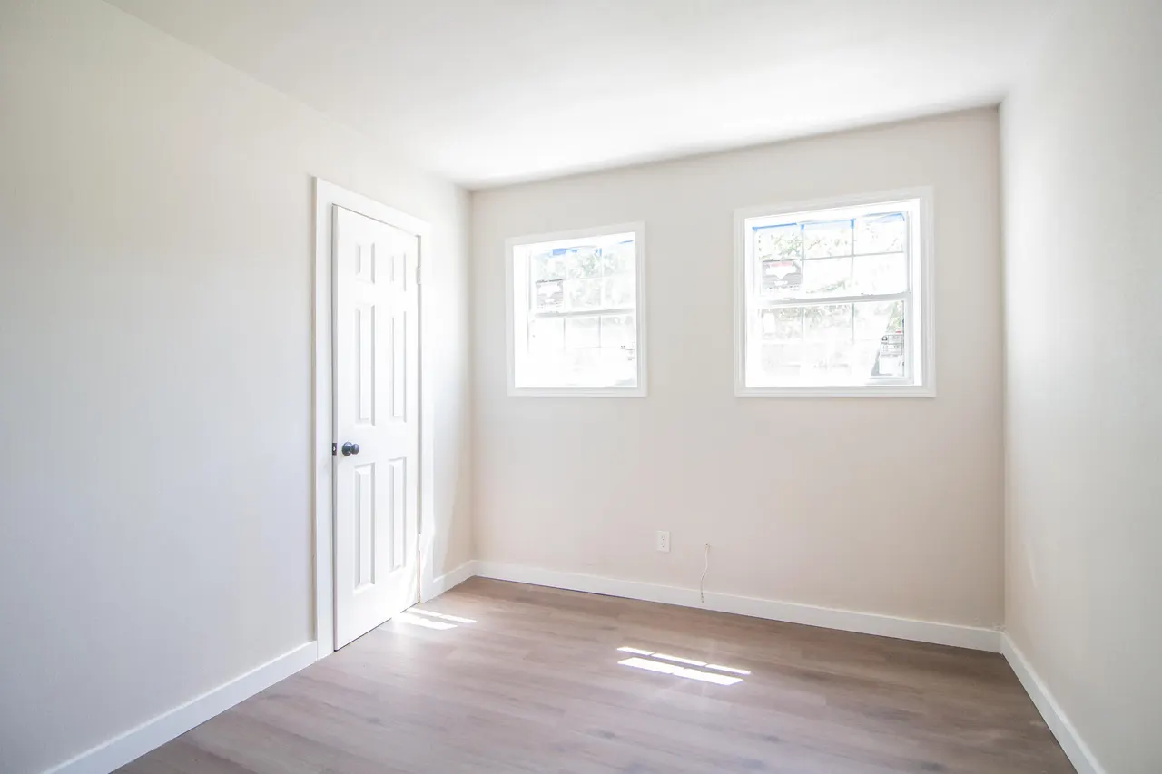 Photo 7 — 3106 3rd Street, Lubbock, TX 79415