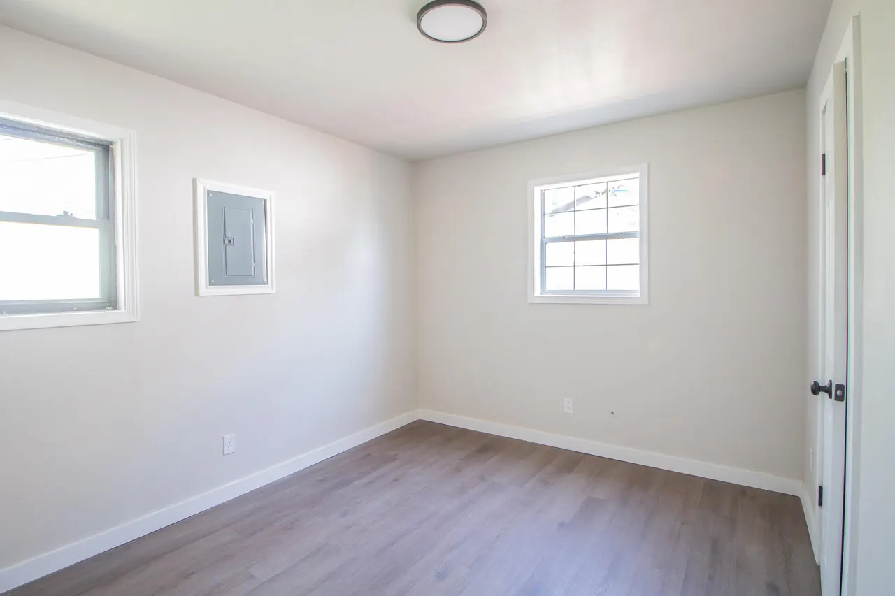 Photo 9 — 3106 3rd Street, Lubbock, TX 79415