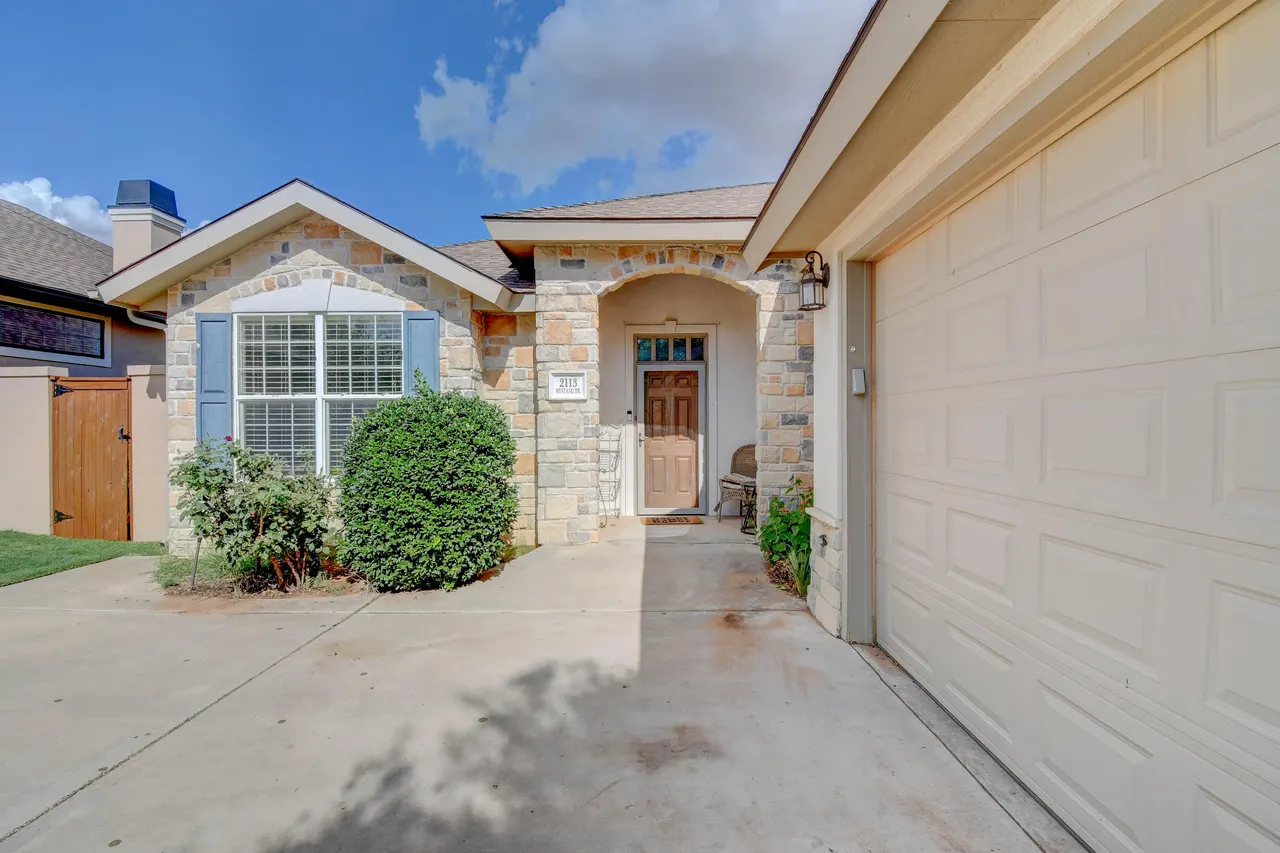 Photo 3 — 2113 Mustang Drive, Levelland, TX 79336
