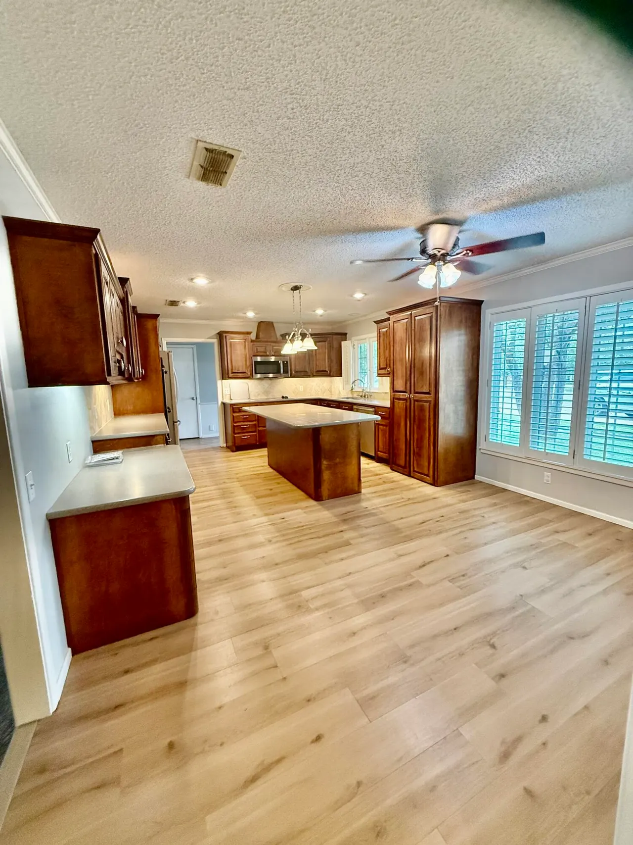 Photo 14 — 1109 15th Street, Shallowater, TX 79363