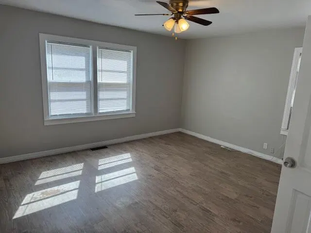 Photo 15 — 1040 W Dickens Street, Slaton, TX 79364