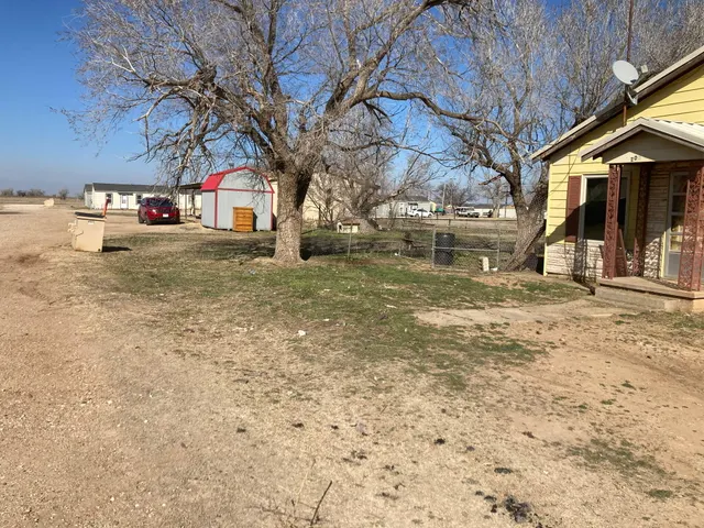 Front exterior — 216 N W 1st Street, Lockney, TX 79241