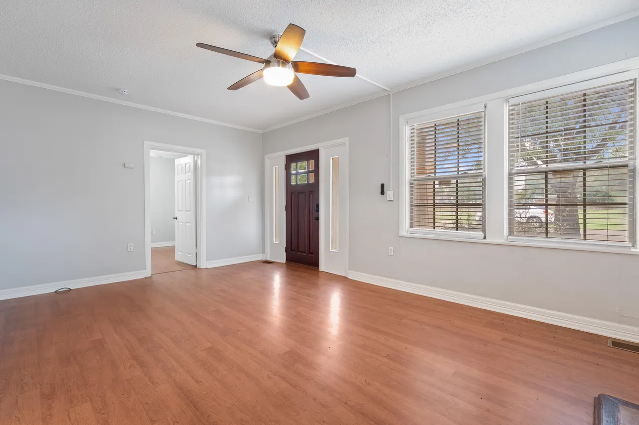 Photo 6 — 2702 23rd Street, Lubbock, TX 79410