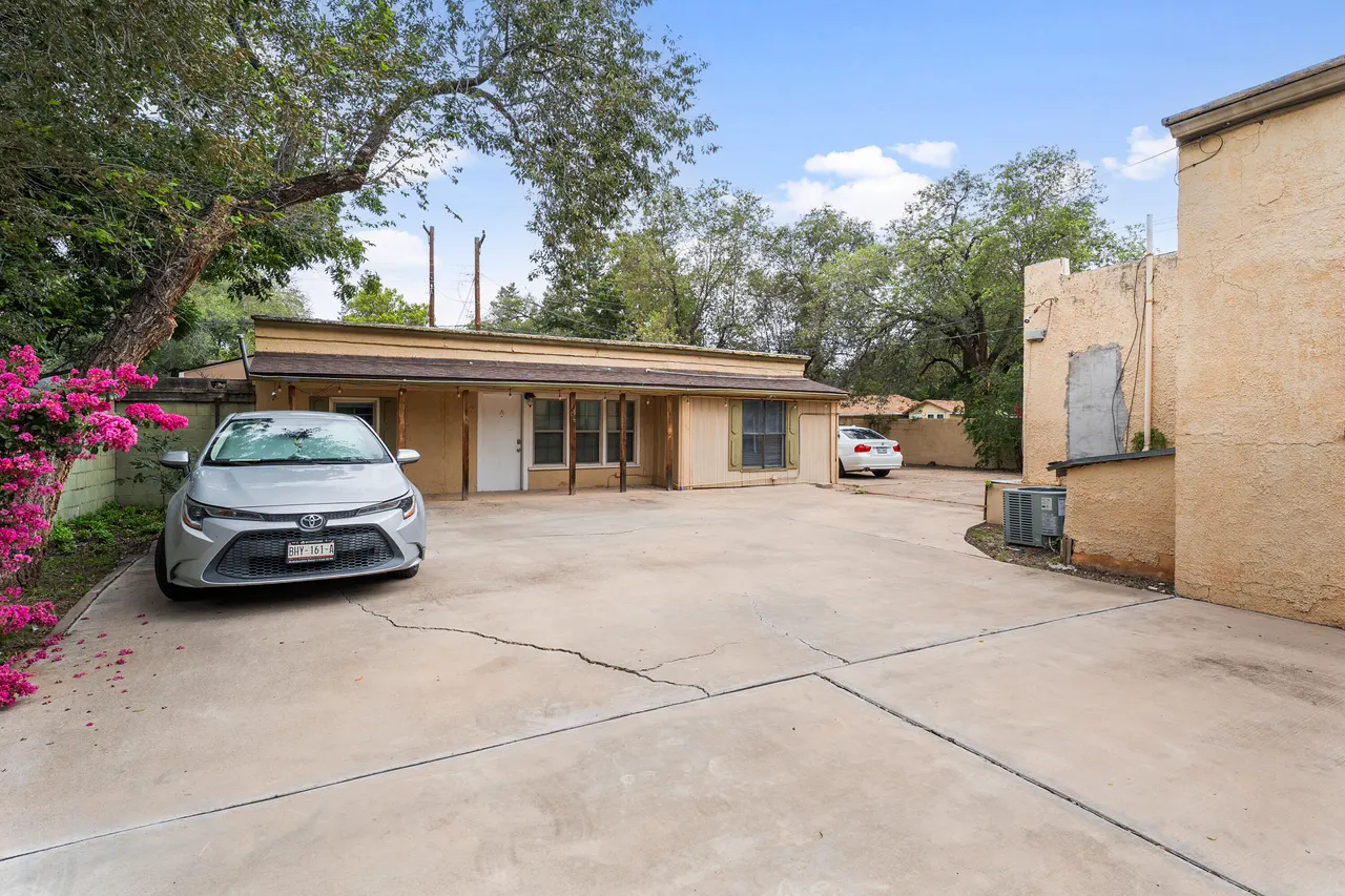 Photo 23 — 2702 23rd Street, Lubbock, TX 79410