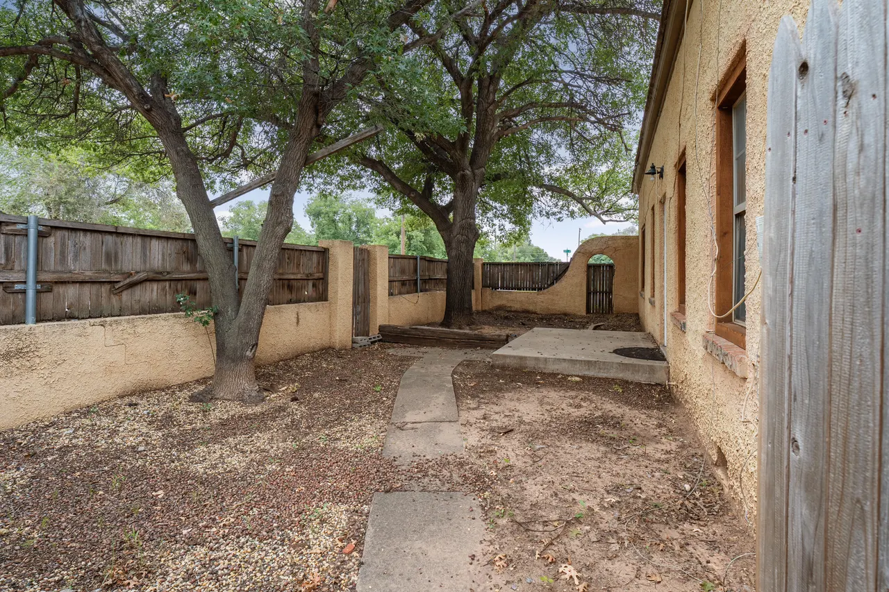Photo 19 — 2702 23rd Street, Lubbock, TX 79410