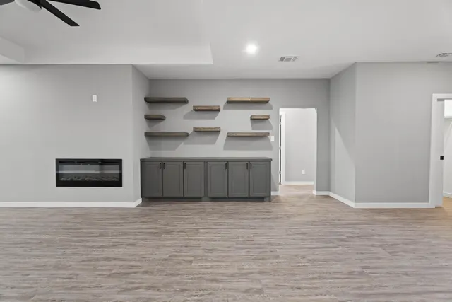 Photo 5 — 310 E 16th Street, Wolfforth, TX 79382