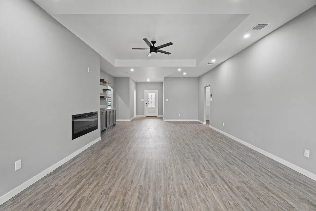 Photo 6 — 310 E 16th Street, Wolfforth, TX 79382