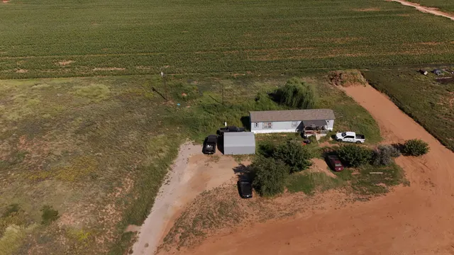 Photo 4 — 3689 S FM 303, Sundown, TX 79372