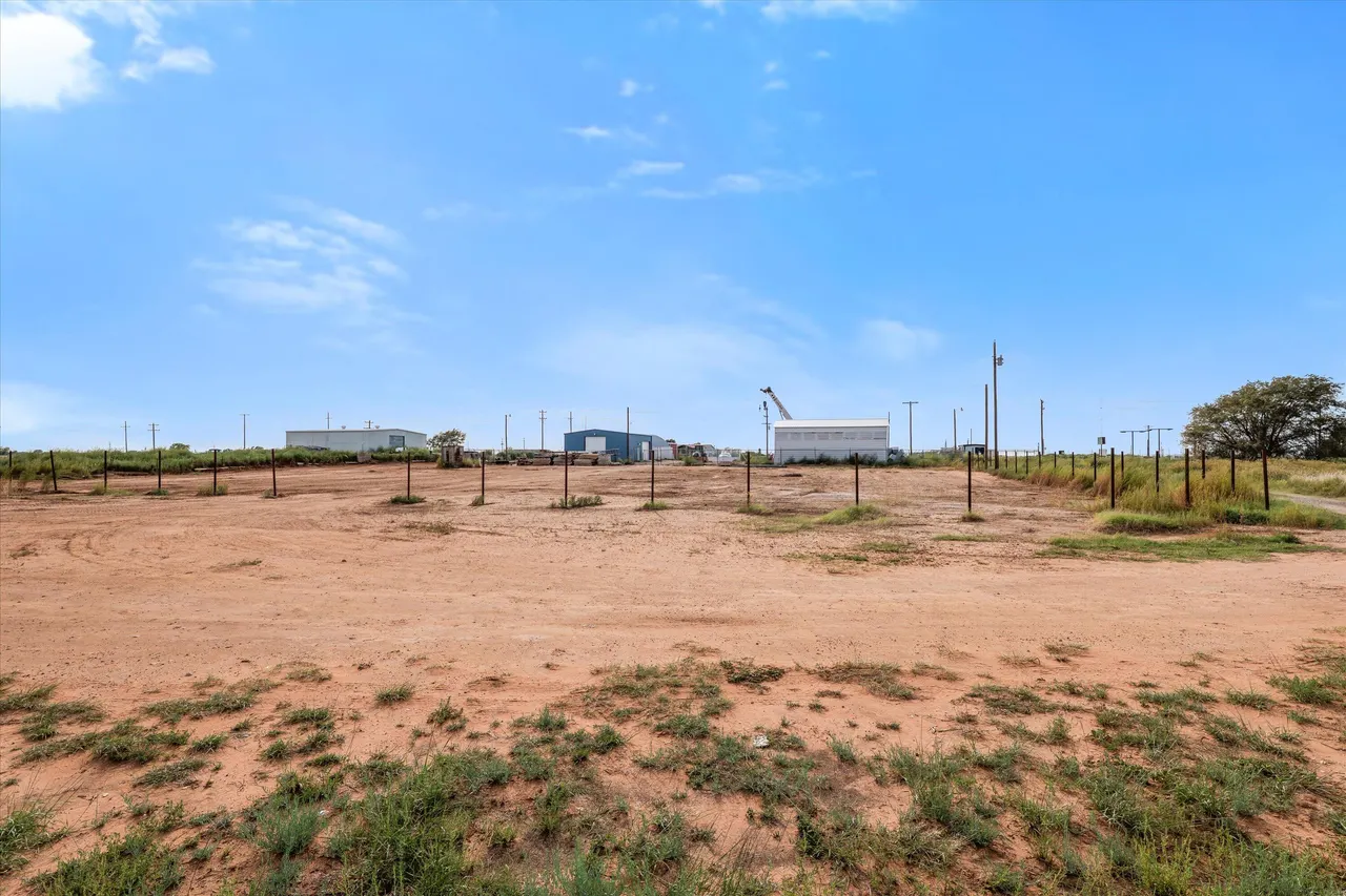 Photo 25 — 3689 S FM 303, Sundown, TX 79372