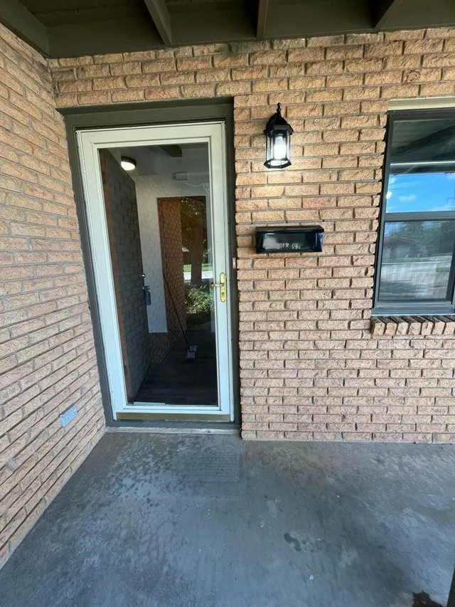 Photo 2 — 1307 Garland, Plainview, TX 79072