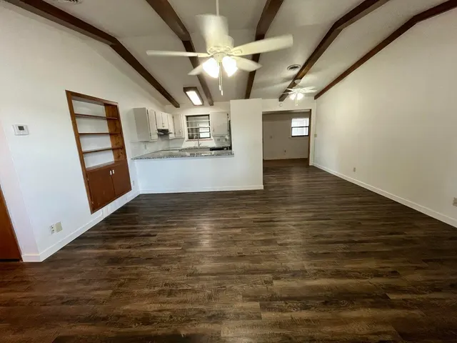 Photo 4 — 1307 Garland, Plainview, TX 79072