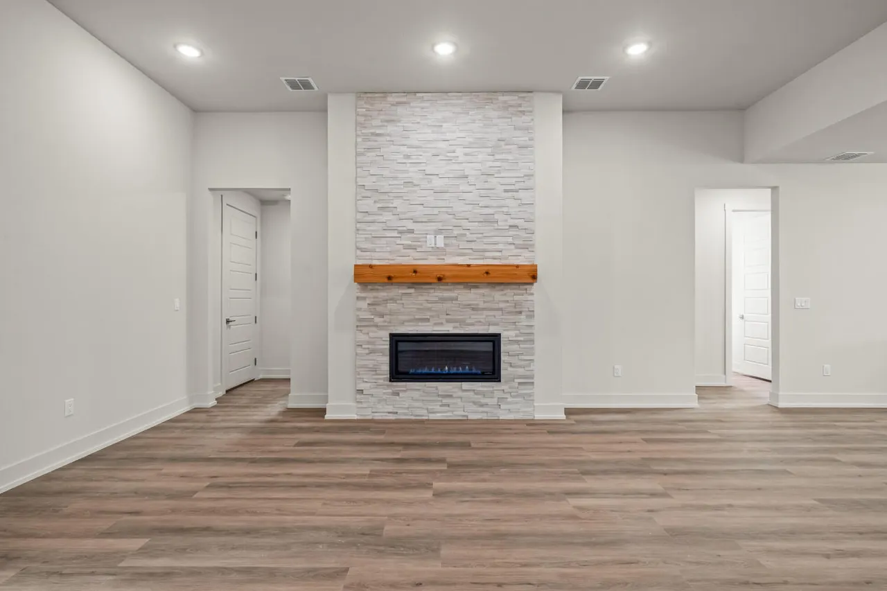 Photo 5 — 4414 Remington Avenue, Lubbock, TX 79407