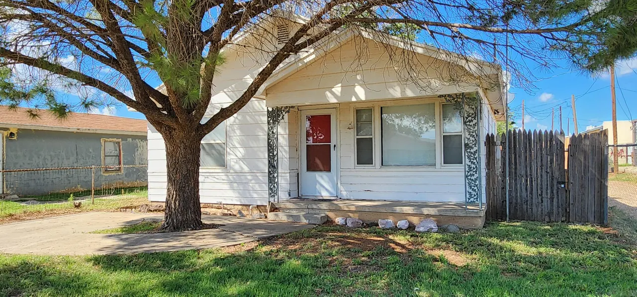 Photo 3 — 2508 Baylor Street, Lubbock, TX 79415