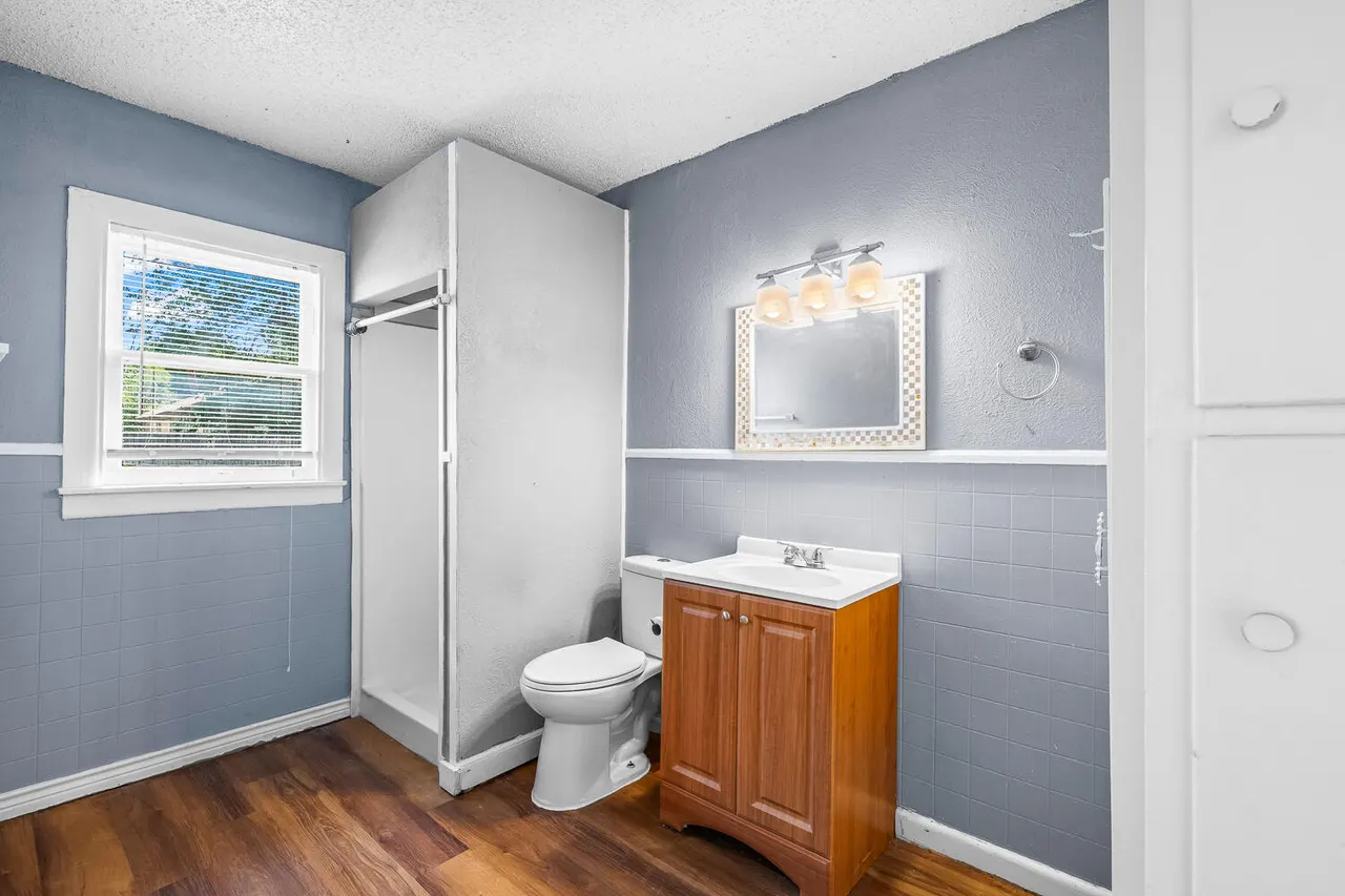 Photo 13 — 1921 27th Street, Lubbock, TX 79411