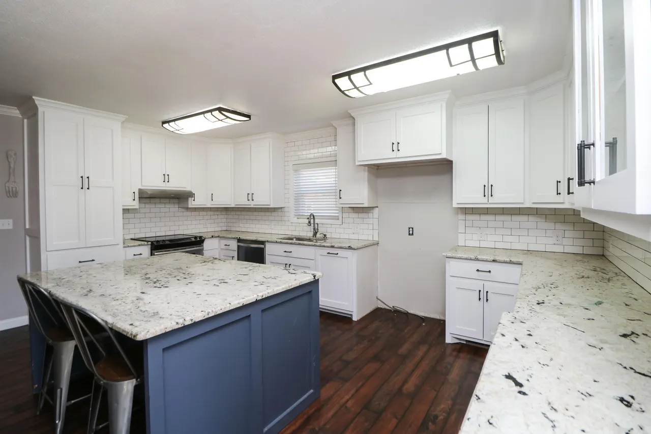 Photo 6 — 800 Crescent Drive, Littlefield, TX 79339