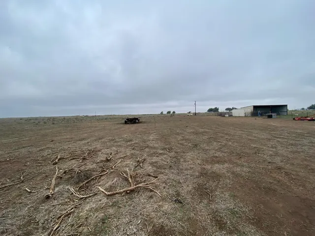 Photo 4 — 6323 Fawn Road, Lubbock, TX 79407