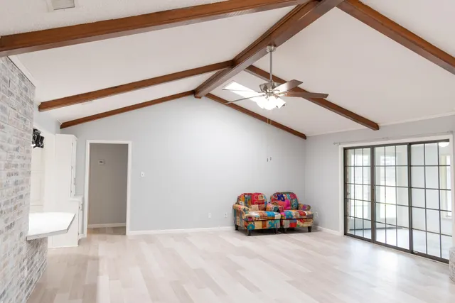 Photo 4 — 109 Dogwood Lane, Levelland, TX 79336