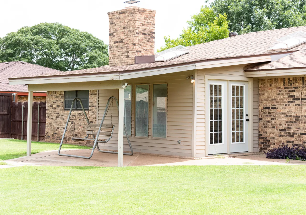 Photo 15 — 109 Dogwood Lane, Levelland, TX 79336
