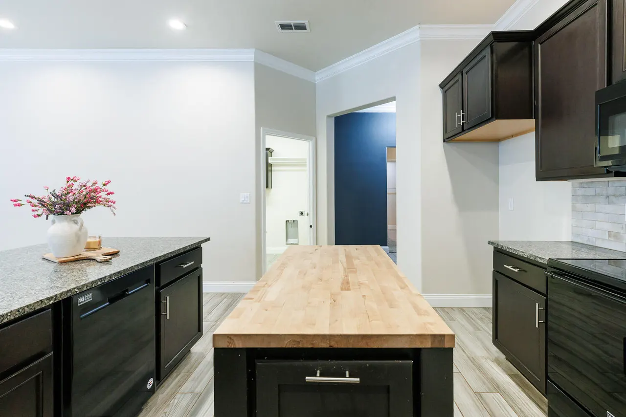 Photo 9 — 13801 Uvalde Avenue, Lubbock, TX 79423