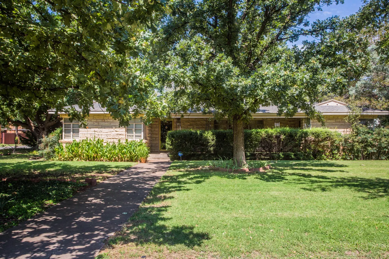 Front exterior — 1924 31st Street, Lubbock, TX 79411