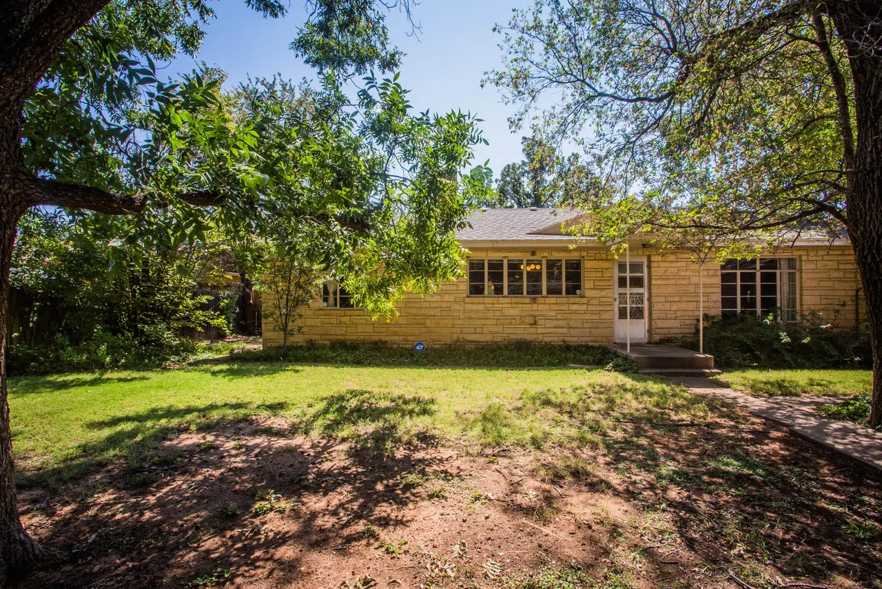 Photo 37 — 1924 31st Street, Lubbock, TX 79411