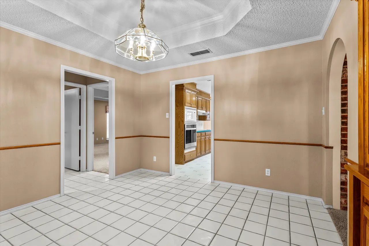 Photo 13 — 504  East Jackson, Levelland, TX 79336