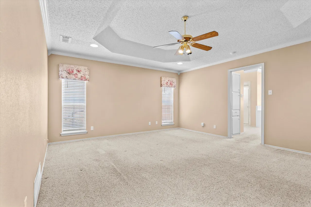 Photo 14 — 504  East Jackson, Levelland, TX 79336