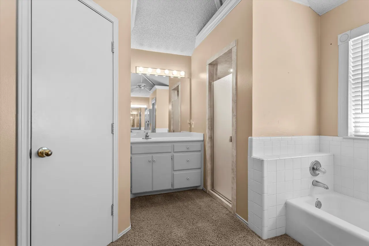 Photo 17 — 504  East Jackson, Levelland, TX 79336