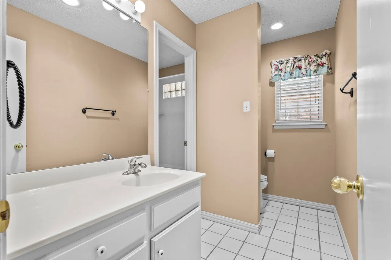 Photo 23 — 504  East Jackson, Levelland, TX 79336