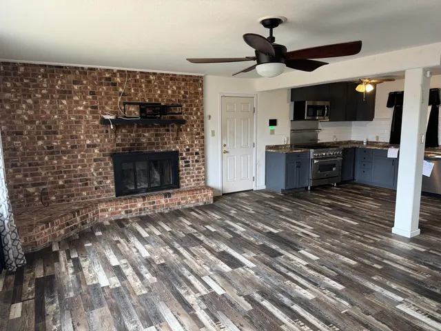 Photo 3 — 2330 E Ellis Street, Levelland, TX 79336