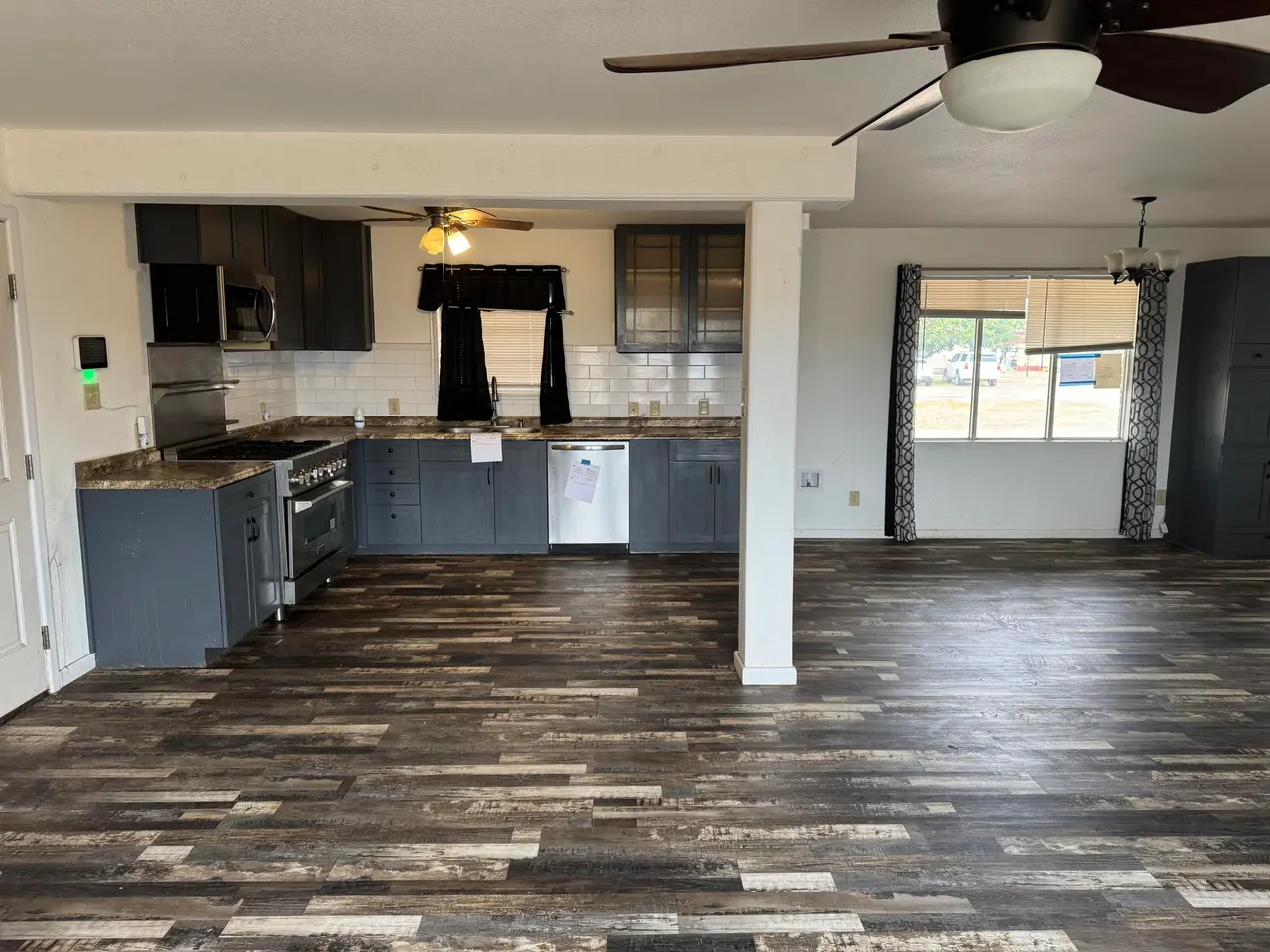Photo 5 — 2330 E Ellis Street, Levelland, TX 79336