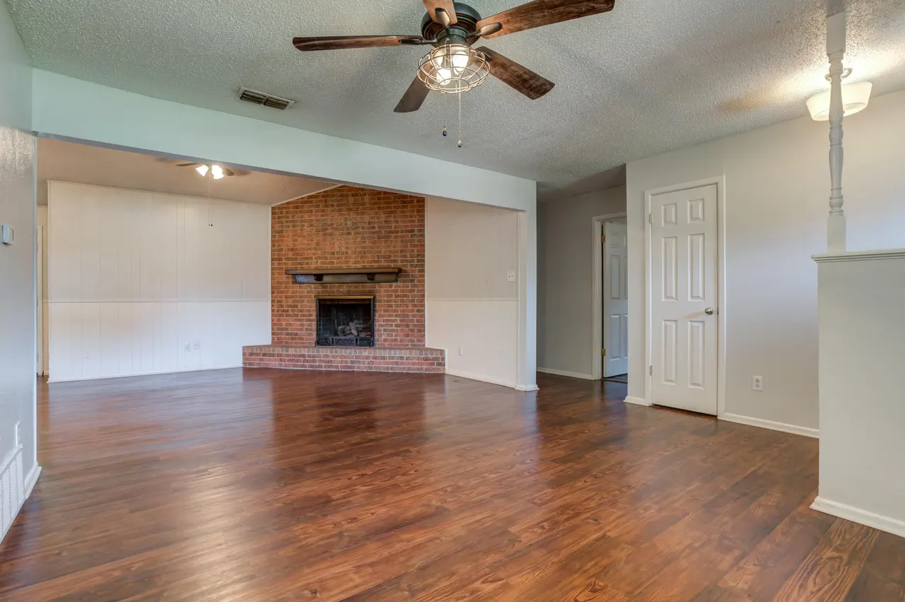 Photo 5 — 4310 56th Street, Lubbock, TX 79413