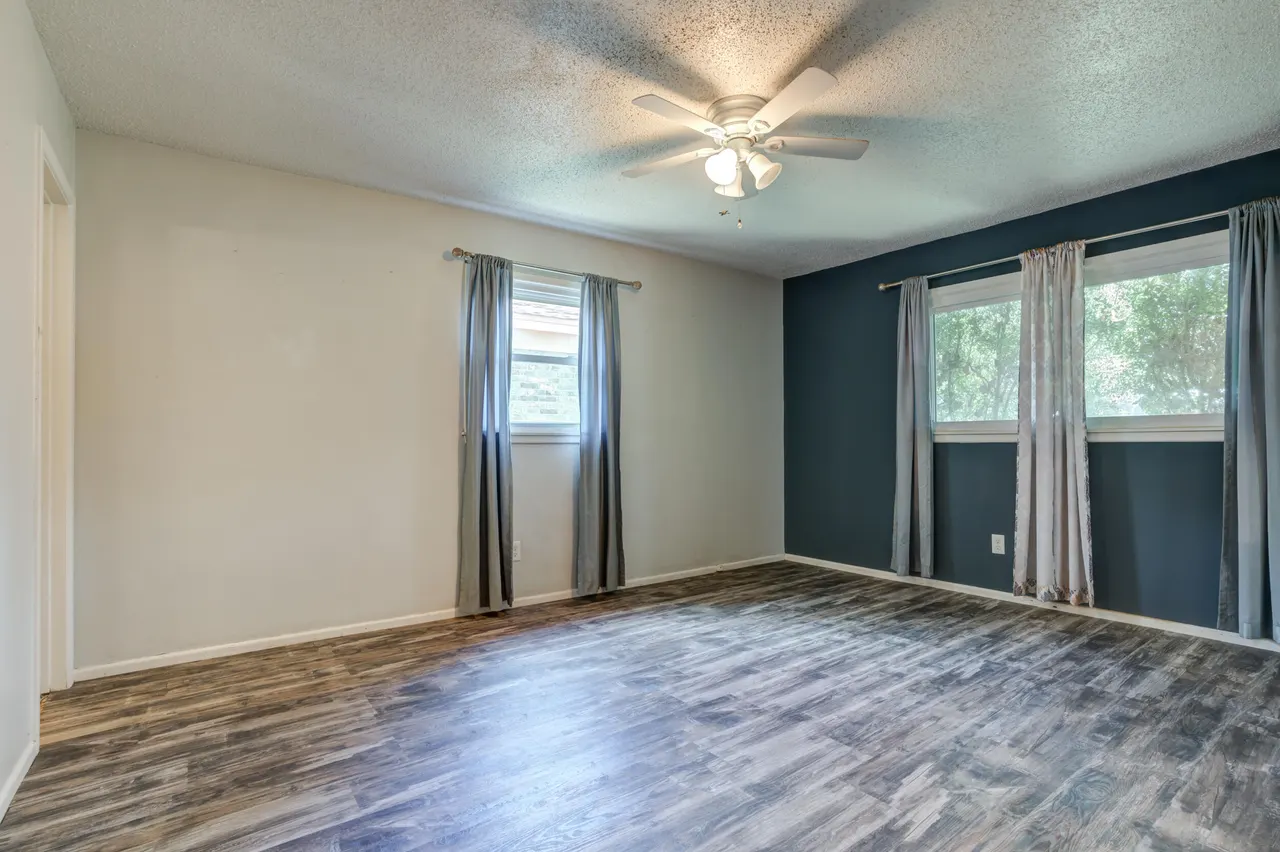 Photo 13 — 4310 56th Street, Lubbock, TX 79413