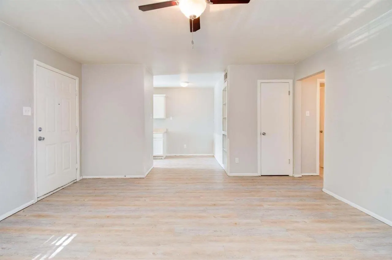 Photo 4 — 3302 Salisbury Avenue, Lubbock, TX 79410