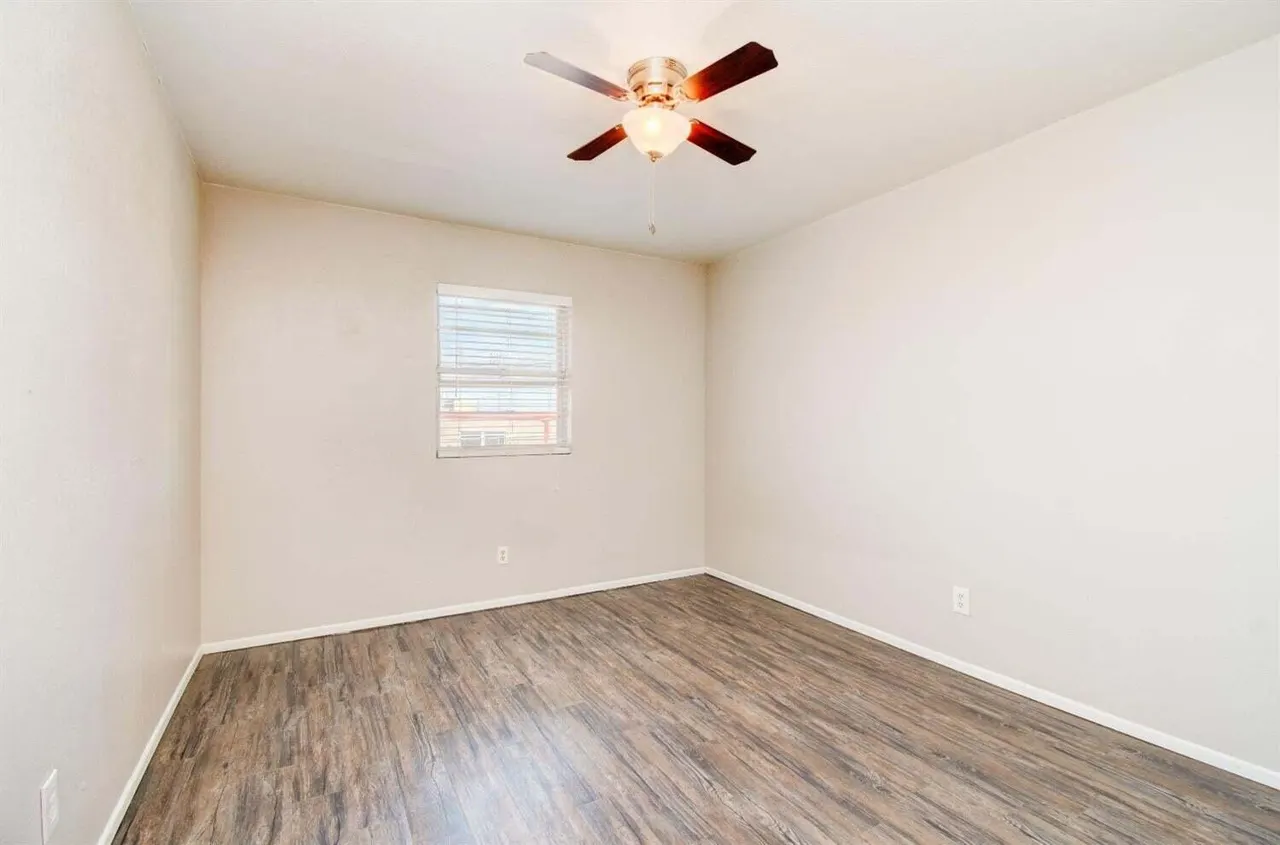 Photo 7 — 3302 Salisbury Avenue, Lubbock, TX 79410