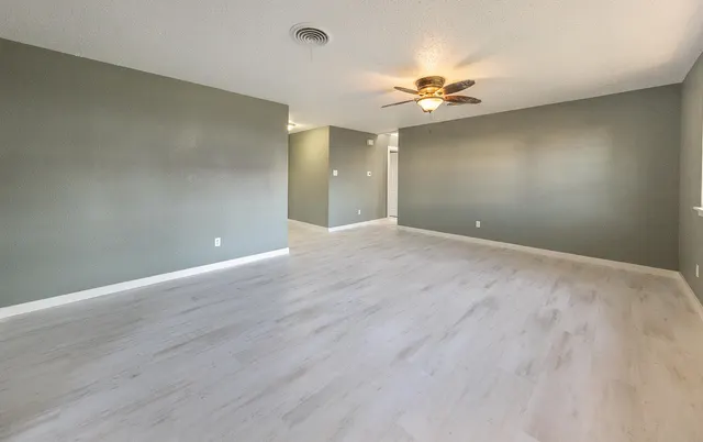 Photo 6 — 5405 49th Street, Lubbock, TX 79414