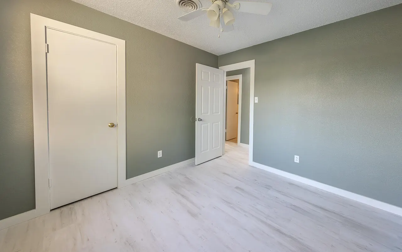 Photo 14 — 5405 49th Street, Lubbock, TX 79414