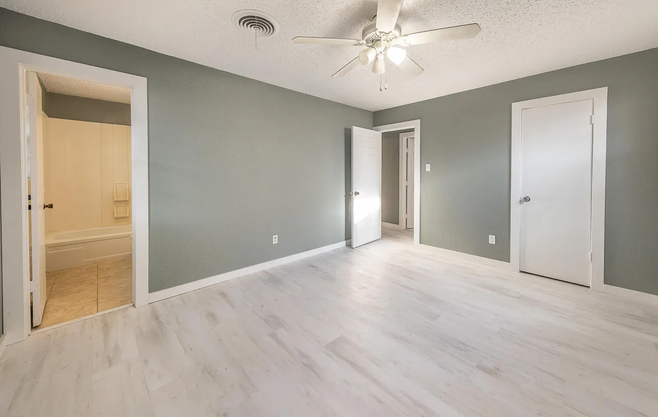 Photo 19 — 5405 49th Street, Lubbock, TX 79414