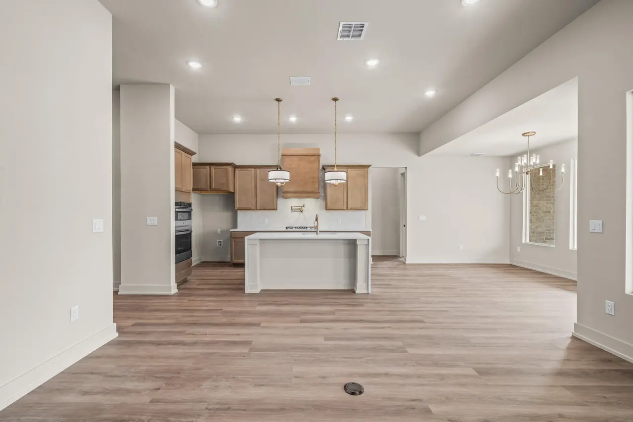 Photo 12 — 4412 Remington Avenue, Lubbock, TX 79407
