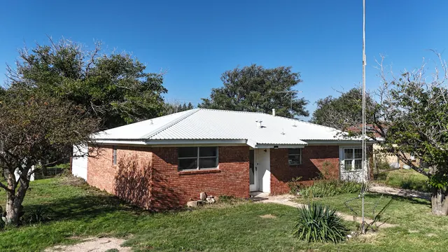Photo 5 — 1401 Culpepper Avenue, Wilson, TX 79381