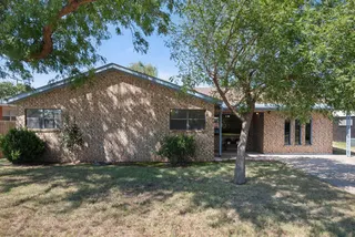 Sold home at 1403 Ennis Street