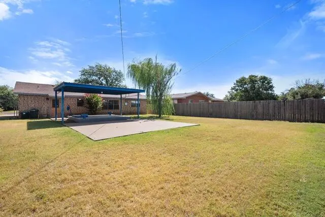 Photo 22 — 1403 Ennis Street, Plainview, TX 79072
