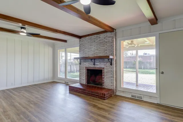 Photo 8 — 2411 33rd Street, Lubbock, TX 79411