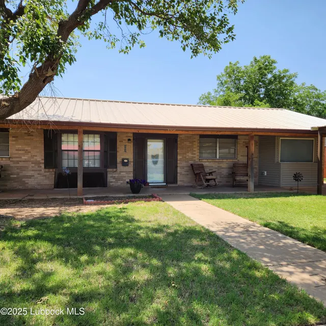 Photo 2 — 403 Osage Avenue, Post, TX 79356