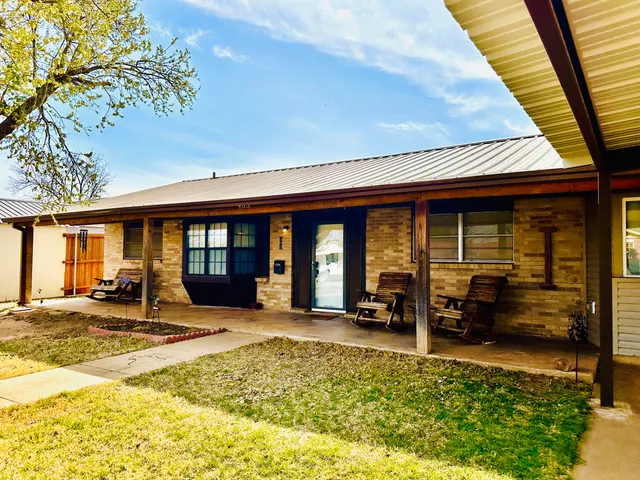 Photo 3 — 403 Osage Avenue, Post, TX 79356